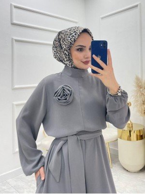 Dik Yaka Kemerli Güllü Tulum  -Gri