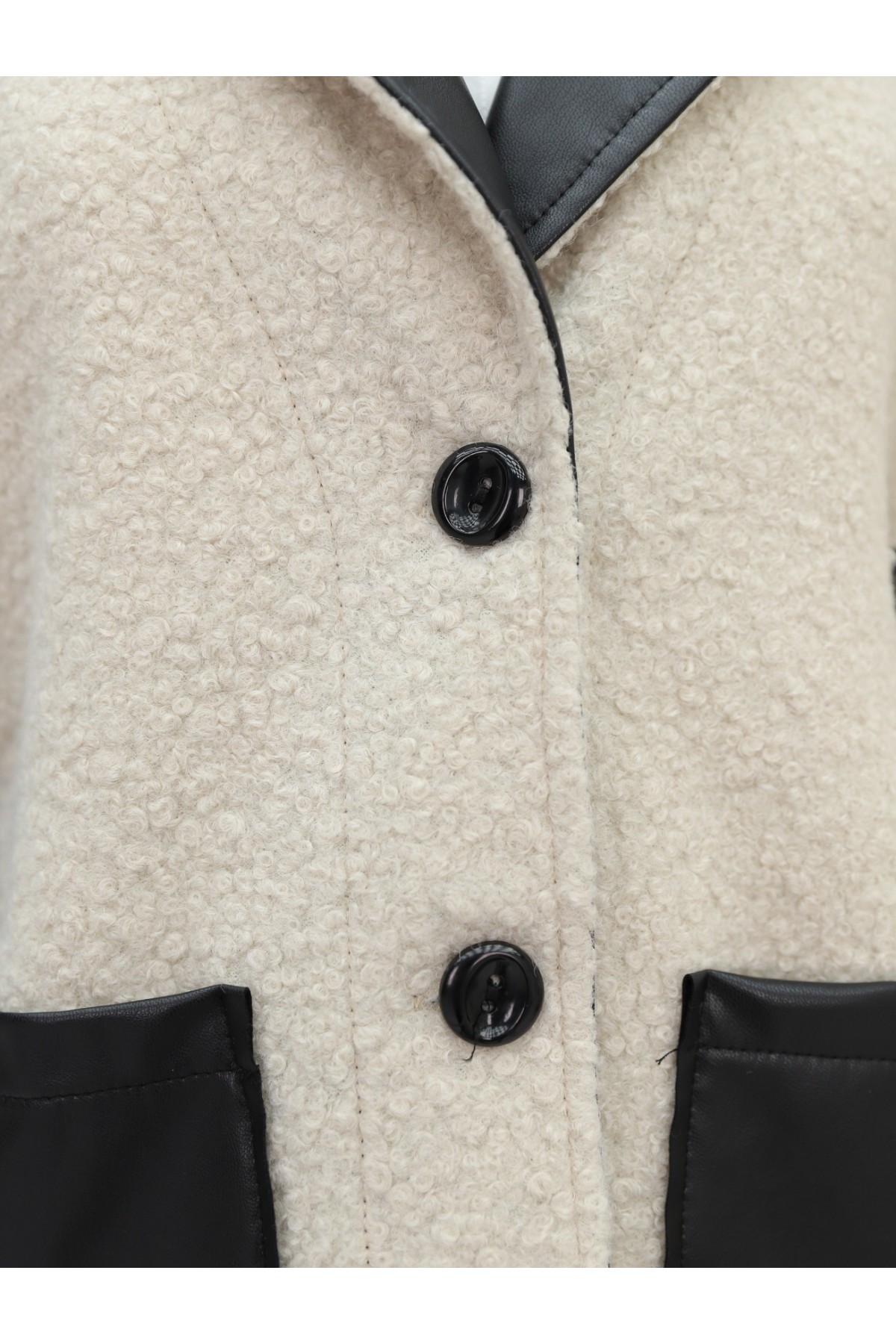 Leather Pocket Side Tie Boucle Vest - Beige