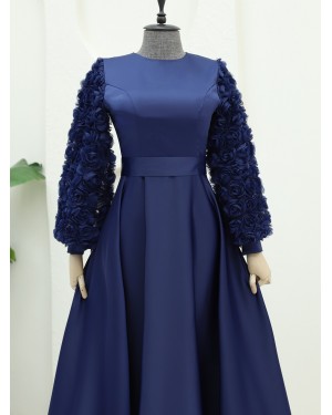 Eteği Ve Kolları Gül Detaylı Saten Abiye -Laci