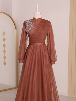 Önü Taş Detaylı Drapeli Kemerli Tül Abiye -Tarçın