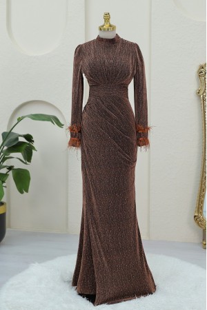 Kolu Tüylü Önü Çift Kuyruklu Abiye -Kahve