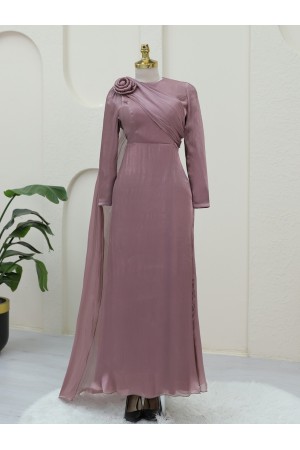 فستان سهرة شيفون مع تفاصيل وردة على الكتف -وردة مجففة