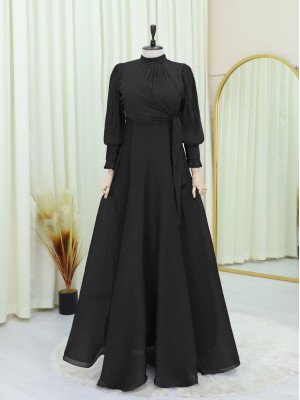 Dik Yaka Yandan Bağlamalı Janjanlı Abiye -Siyah