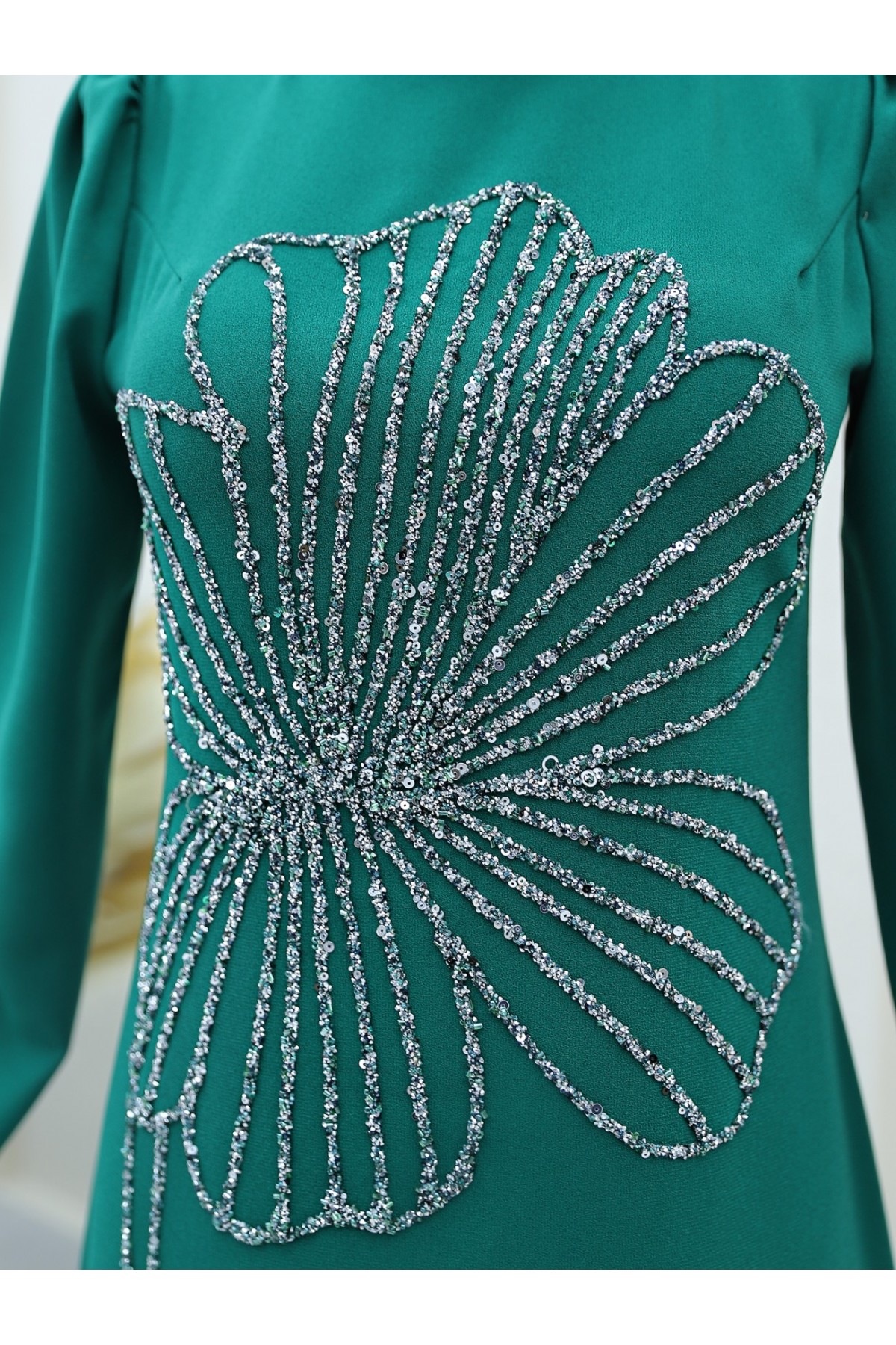 Clover Stone Patterned High Collar Crepe Evening Dress -Green