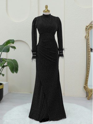 فستان سهرة بأكمام من الريش وذيل مزدوج في الأمام -أسود