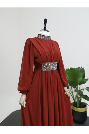 Yakası ve Beli Taş Detaylı Şifon Abiye -Kiremit