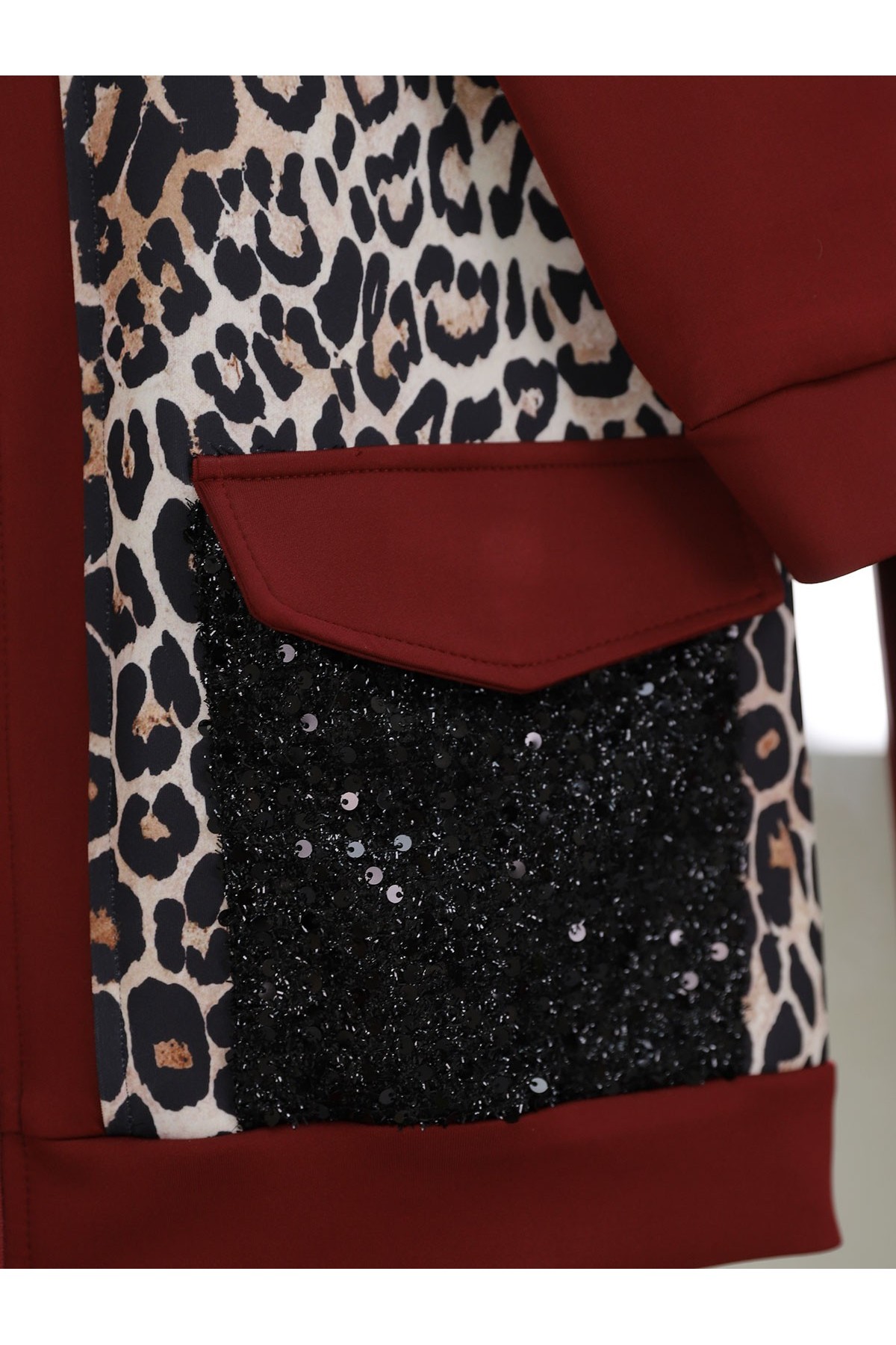 Double Pocket Front Zippered Trouser Suit -Maroon
