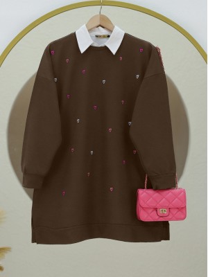 Bisiklet Yaka Kalp İşlemeli Yırtmaçlı Tunik -Kahve