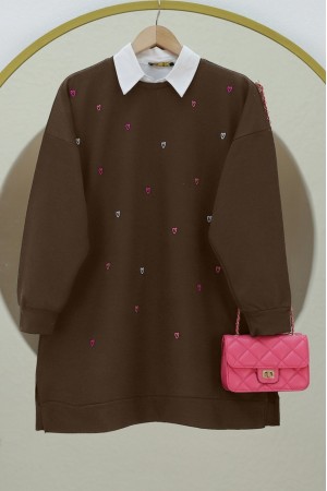 Bisiklet Yaka Kalp İşlemeli Yırtmaçlı Tunik -Kahve