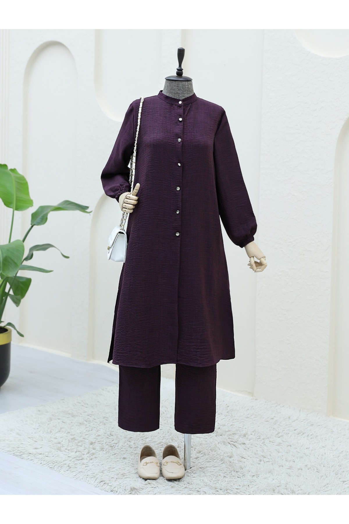 Metal Buttoned Trousers Suit with Elastic Sleeves -Damson