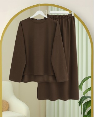 Two-Piece Combed Cotton Suit with a Long Slit at the Back and Skirt -Brown