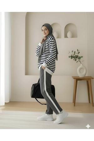Yan Çizgili Bisiklet Yaka Sweat -Siyah