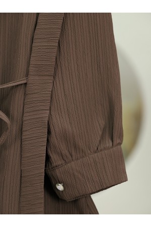 Pearl Buttoned Shoulder and Waist Tied Crinkle Shirt -Brown