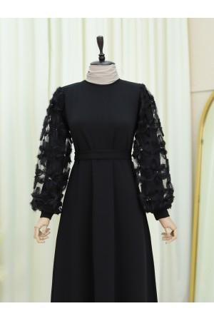 فستان من التول المنقوش بالزهور مع حزام -أسود