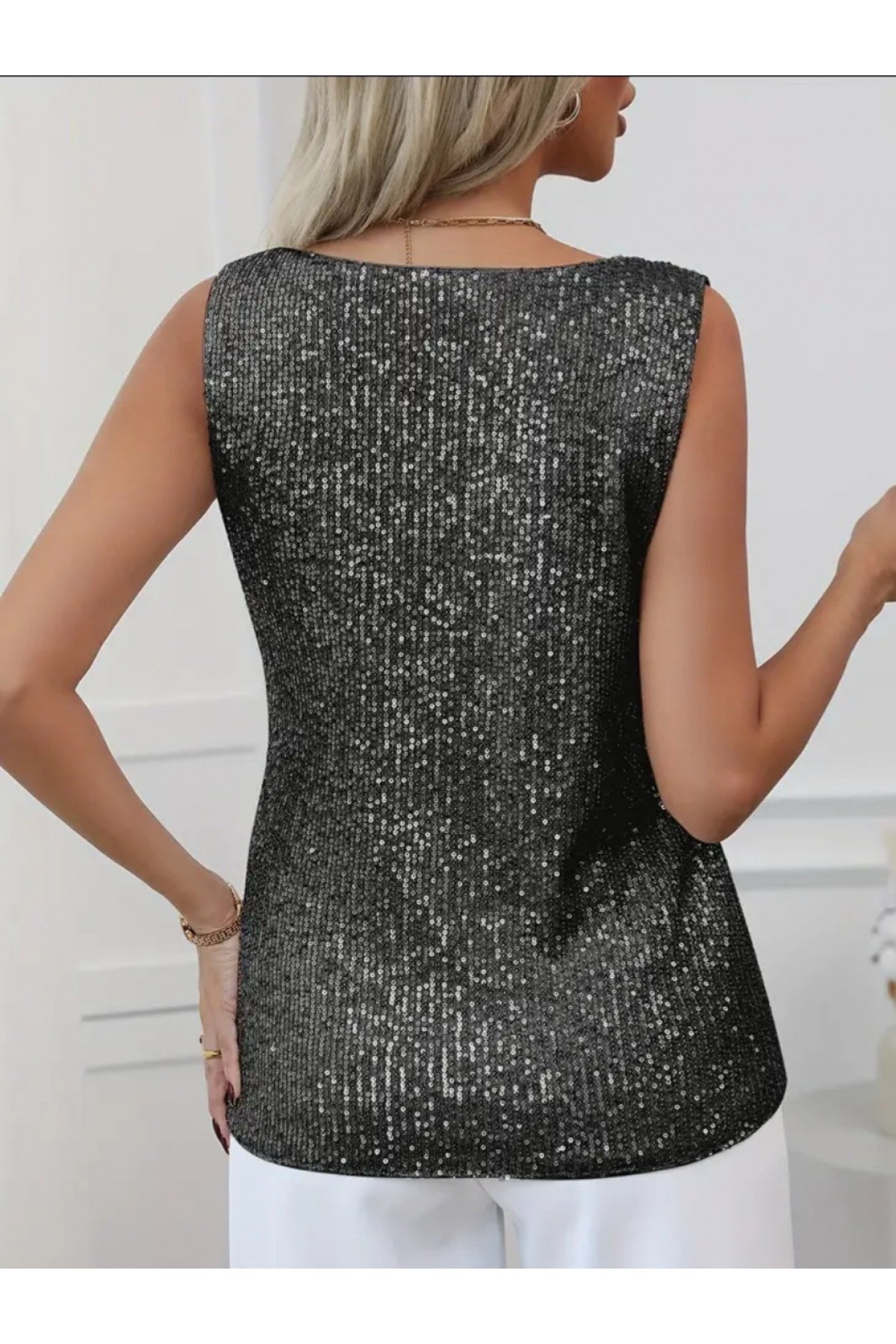 Sequined Zero Sleeve Blouse -Black