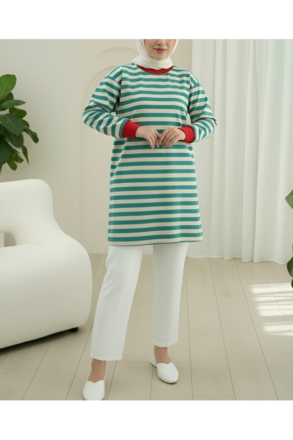 Colorful Striped Round Neck Sweater -Emerald