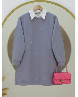 Bisiklet Yaka Kalp İşlemeli Yırtmaçlı Tunik -Gri