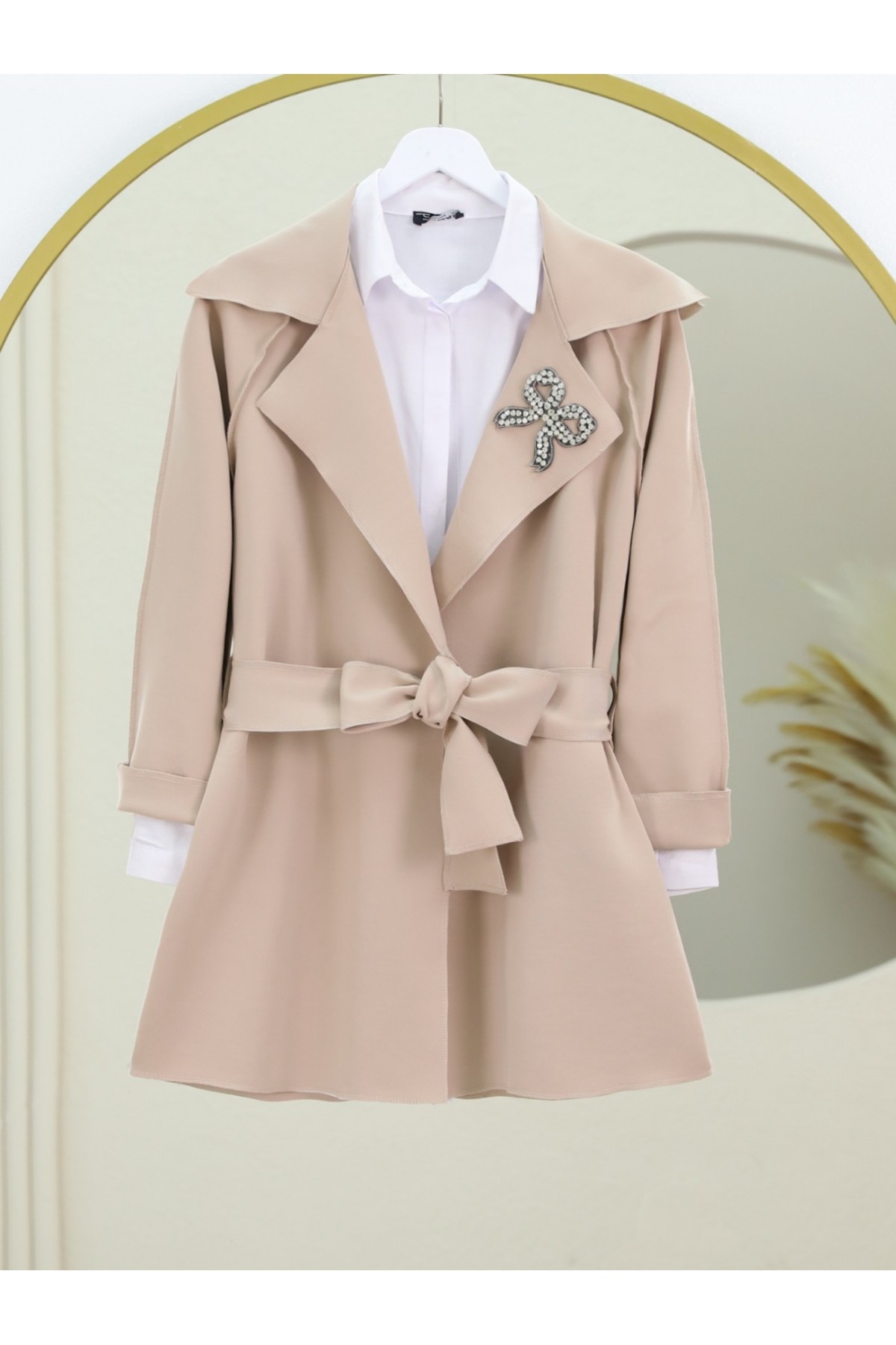 Scuba Kimono with Stone Crest and Belt - Beige