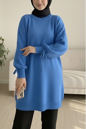 Round  Neck Knitted Detailed Sweater -Blue
