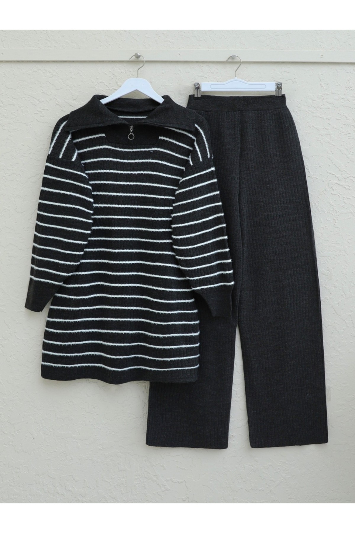 Half Neck Ribbed Zippered Knitwear Set -Anthracite