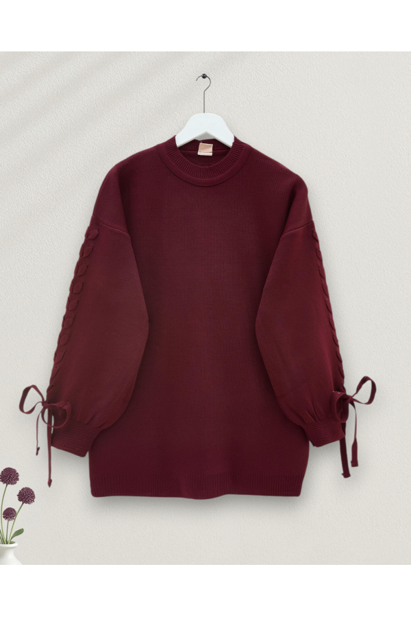 Round  Neck Knitted Detailed Sweater -Maroon