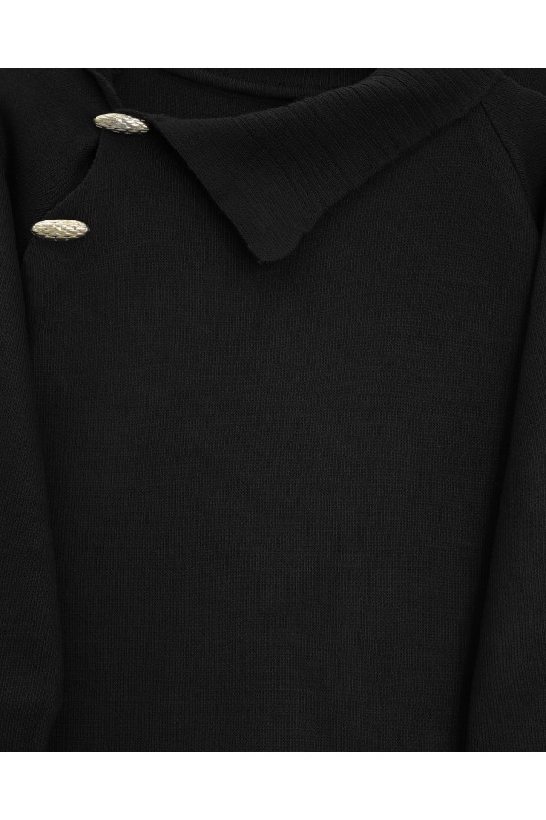 Half-Turtleneck Knitwear Suit with Cross-Button Collar -Black