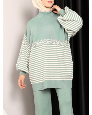 Süzene Nakışlı Çizgili Triko Tunik -Mint