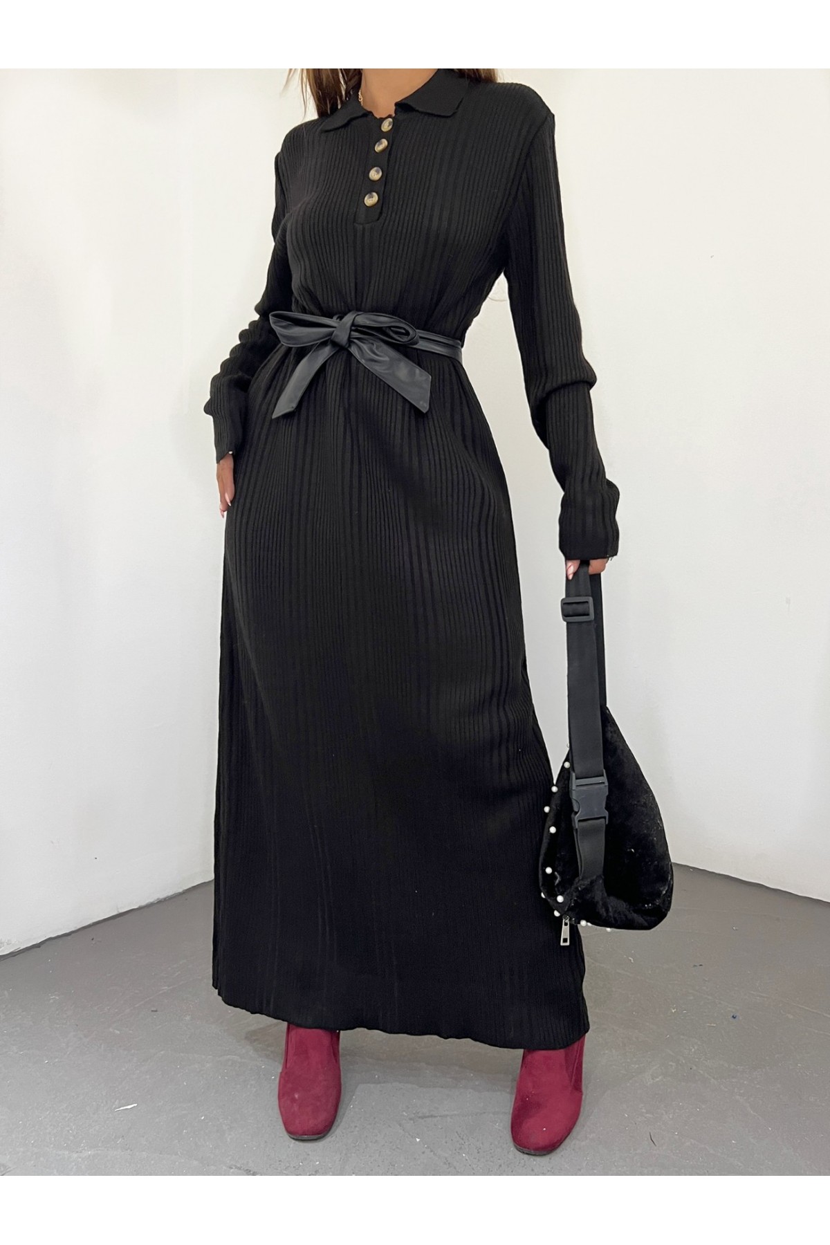 Polo Neck Buttoned Knitwear Dress -Black
