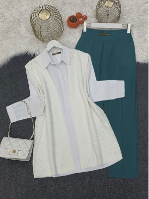 Ajurlu Desenli Sıfır Kol Triko Hırka -Ekru