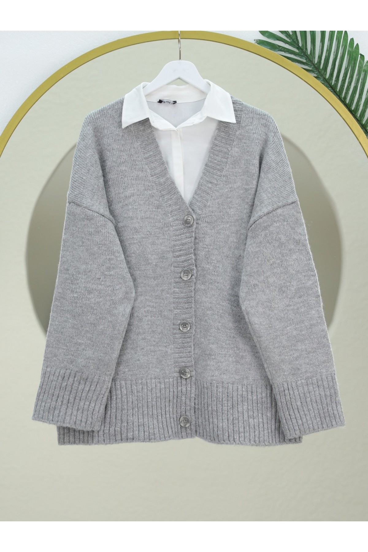 Oversize Buttoned Knitted Cardigan -Grey