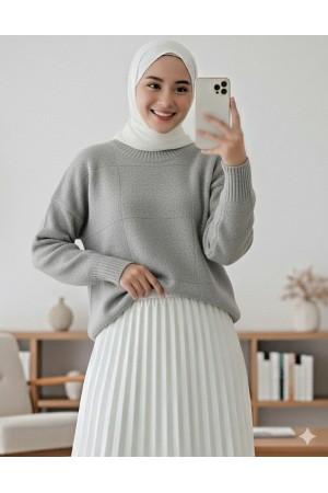 Kare Desenli Yuvarlak Yaka Yumoş Kazak -Açık Gri