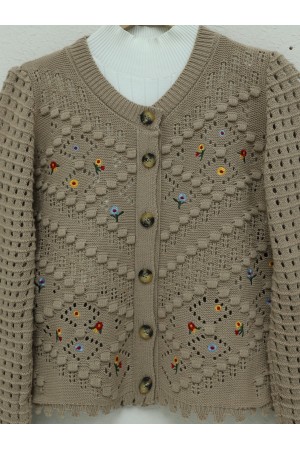 Çiçek Nakışlı Ponponlu Ajurlu Triko Hırka     -Vizon