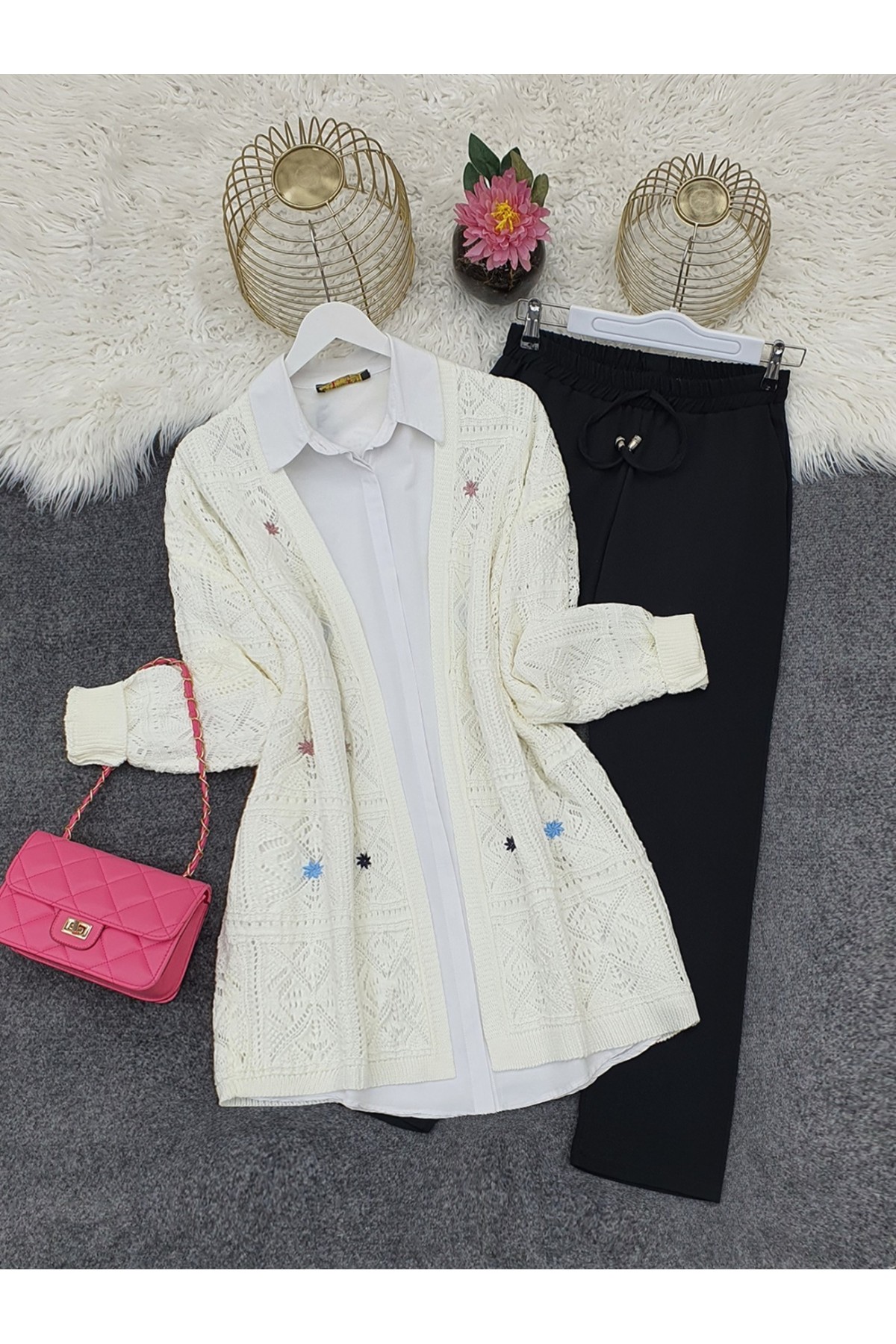 Embroidered Square Patterned Openwork Knitwear Cardigan -White
