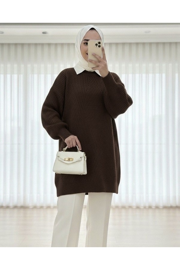 Crew Neck Diamond Pattern Knitwear Sweater             -Dark Coffee