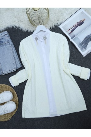 نمط متماسكة سترة تريكو متوسطة الحجم -أبيض