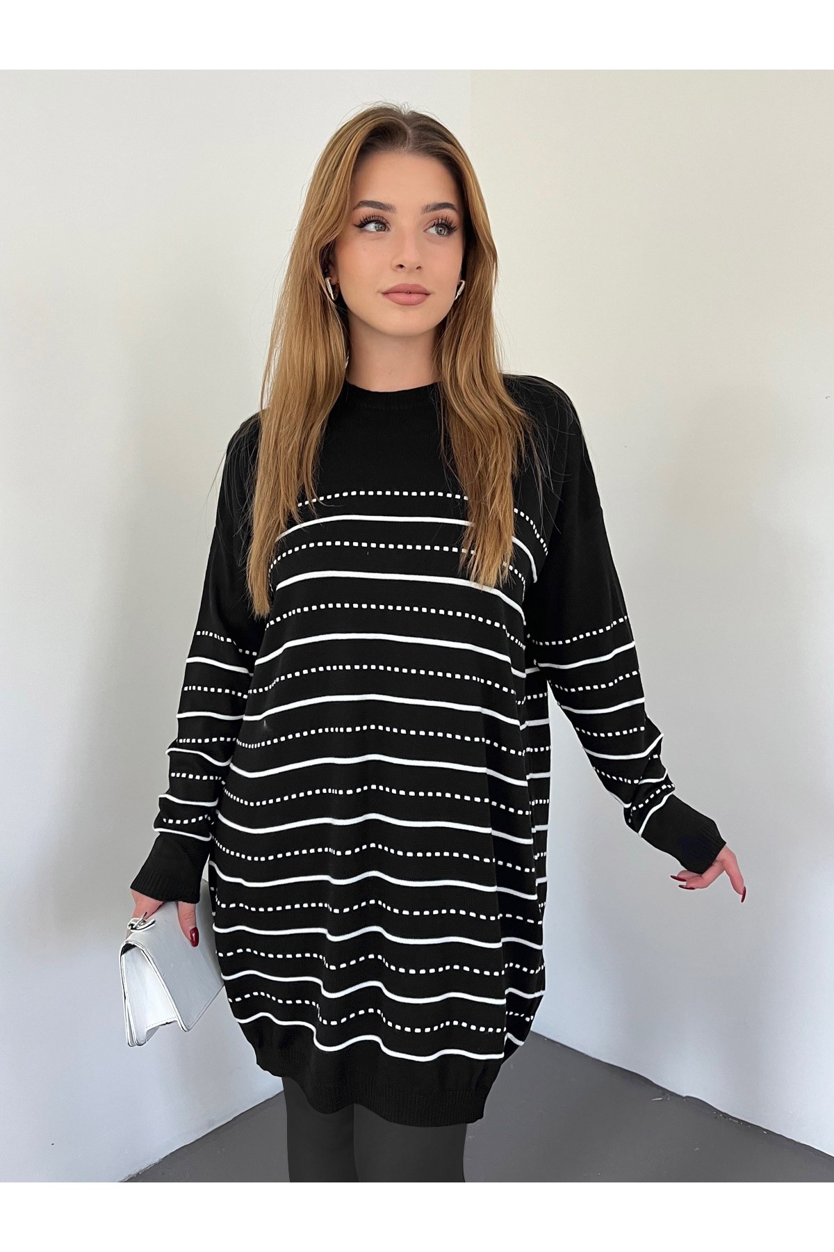 Cut Striped Round Neck Knitwear Tunic -Black