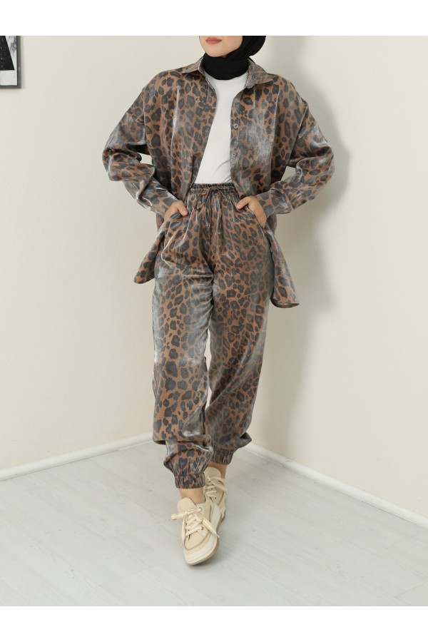 Leopard Pattern Flamed Satin Suit -Brown