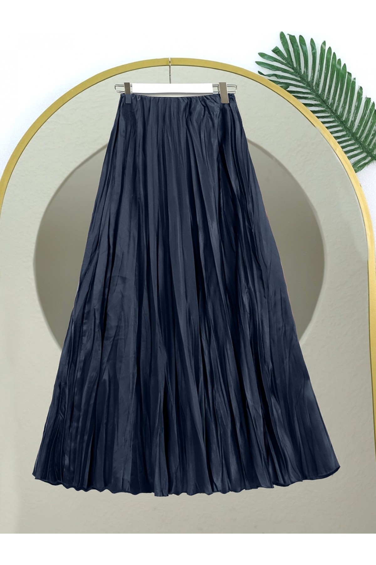 Elastic Waist Satin Krash Skirt -Navy blue