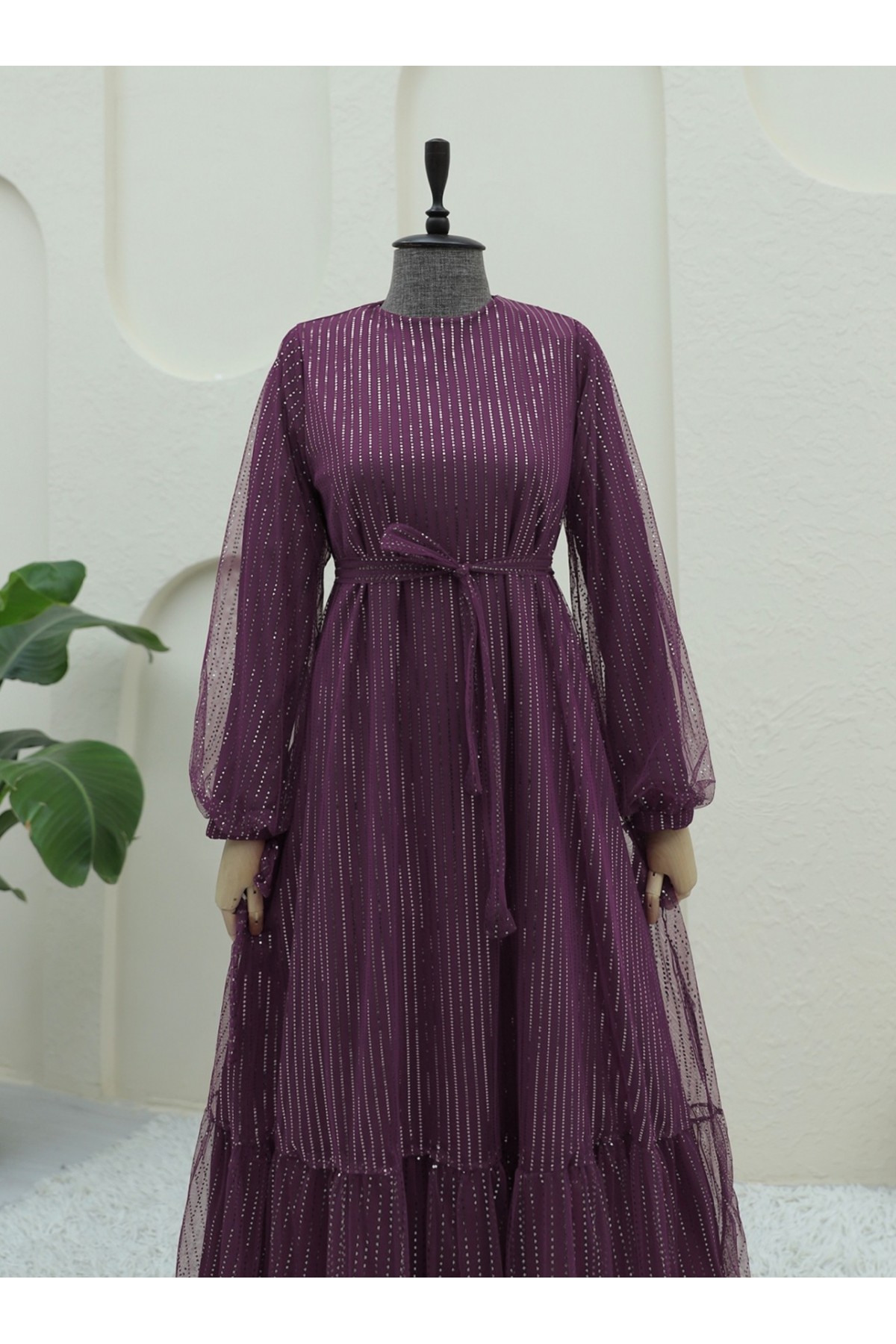 Sleeveless Sequin Detailed Lined Belted Dress - Purple