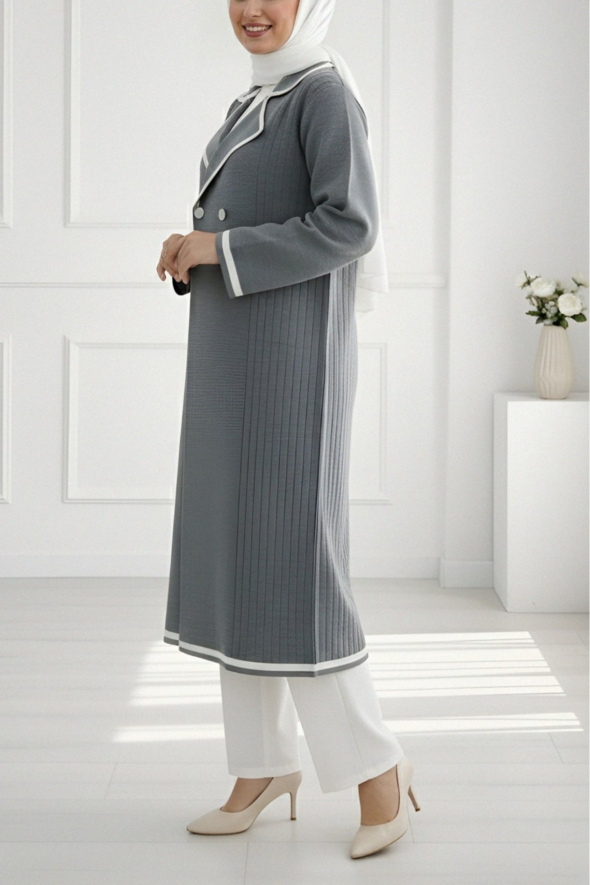 Long Knitted Cardigan with Snap Front Pocket -Smoked 