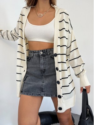 Düğmeli Salaş Triko Hırka -Ekru