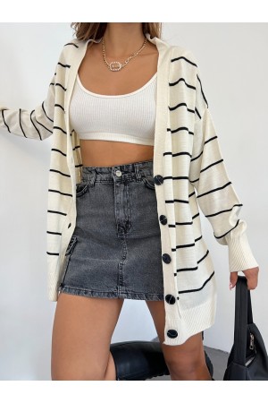 Düğmeli Salaş Triko Hırka -Ekru