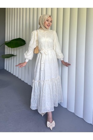 Yarım Düğmeli Beli Bağlamalı Astarlı Güpür İşlemeli Pamuk Elbise -Ekru
