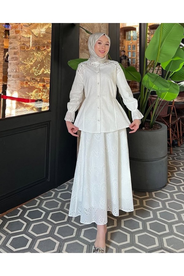 Waist Tight Shoulder Stone Detailed Scalloped Suit -White