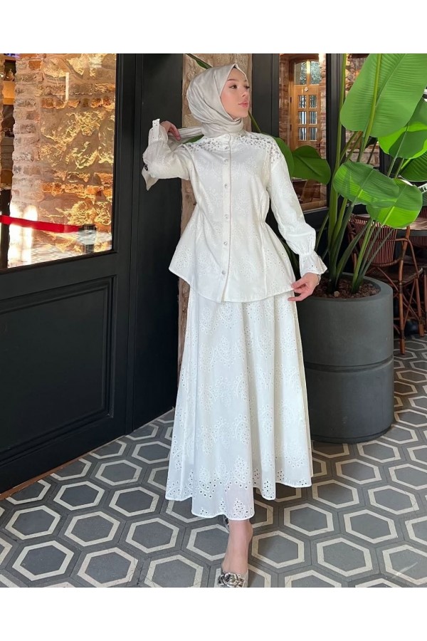Waist Tight Shoulder Stone Detailed Scalloped Suit -White