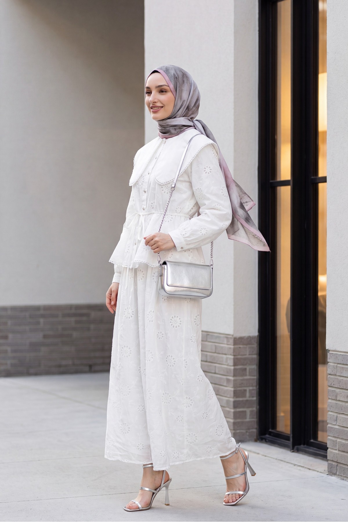 Peter Pan Collar, Elasticated Waist, Drawstring, Embroidered, Lined Linen Set -White detay görseli