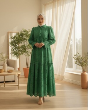 فستان مخرم بطبقات ومبطن بتفاصيل دانتيل -أخضر
