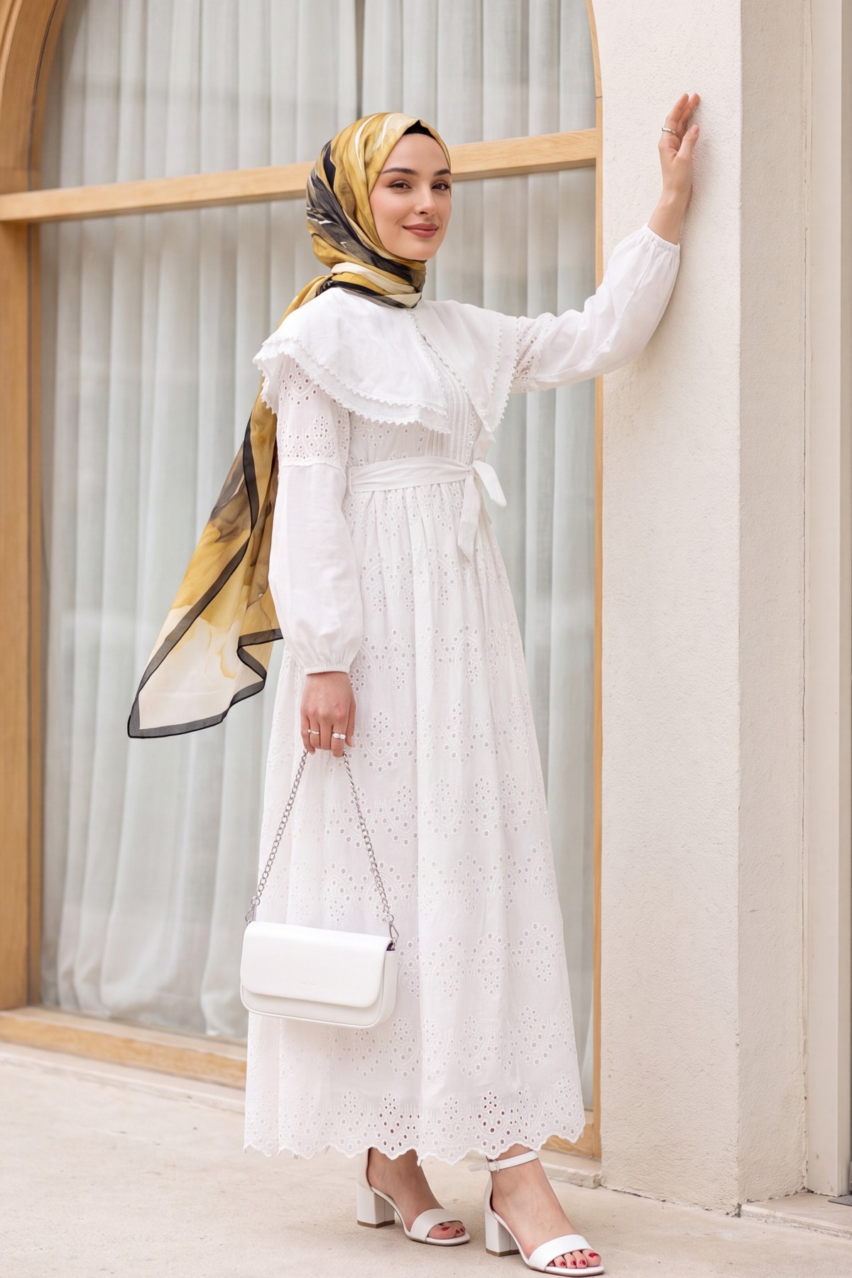 Cape Collar Lace Detail Dress -White