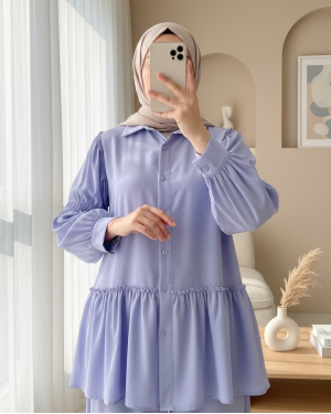 Shirt with Gathered Ruffle Detail on the Sleeve -Blue