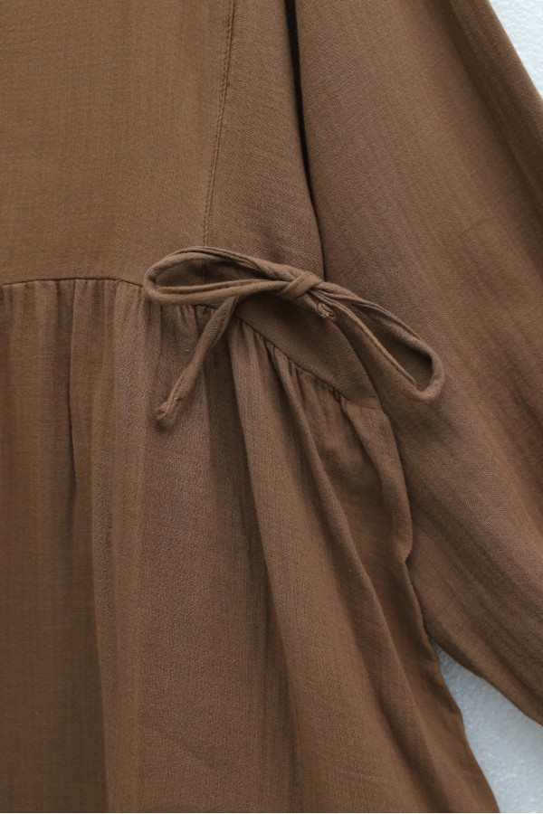Half-Button Muslin Dress with Elasticated Sleeves and Tie Waist -Light coffee